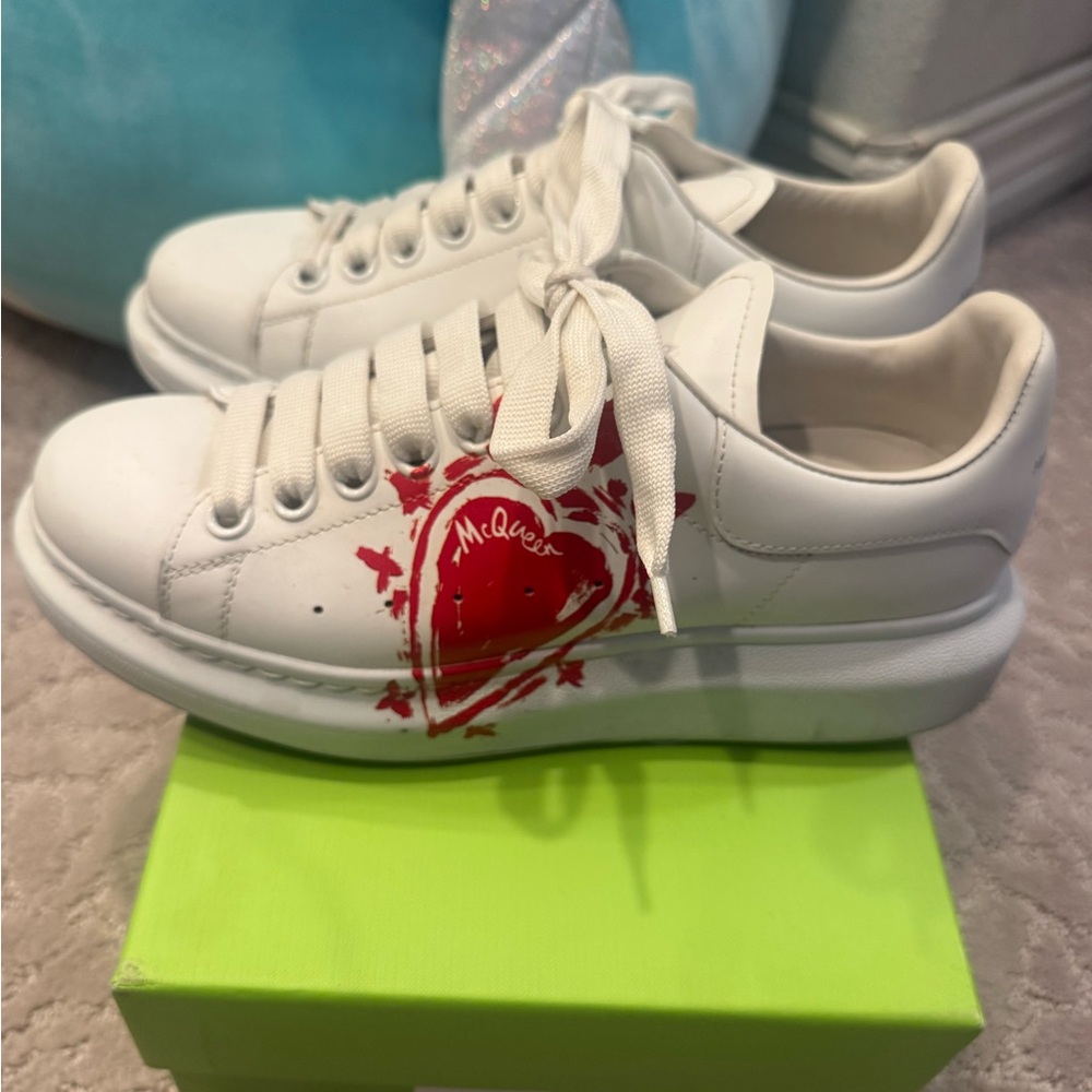 Alexander Mcqueen Heart-Print Oversized Sneakers